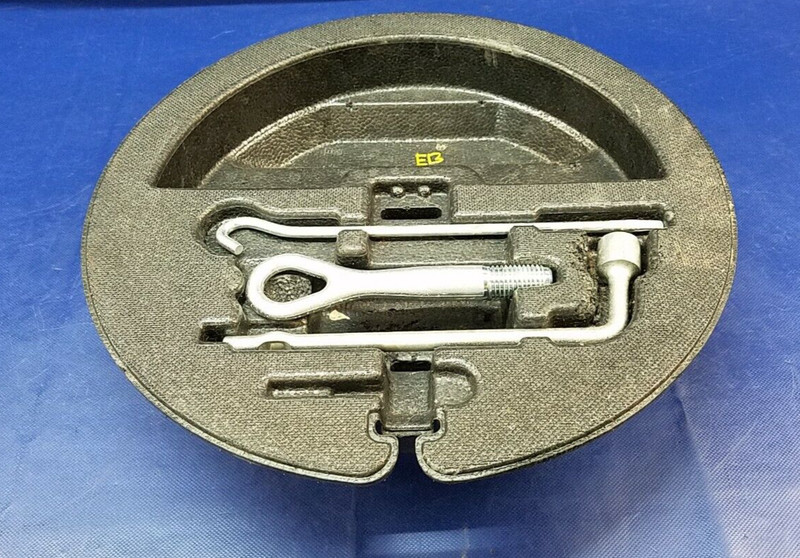 2008 - 2013 INFINITI G37 COUPE EMERGENCY ROADSIDE SPARE TOOL KIT # 72459