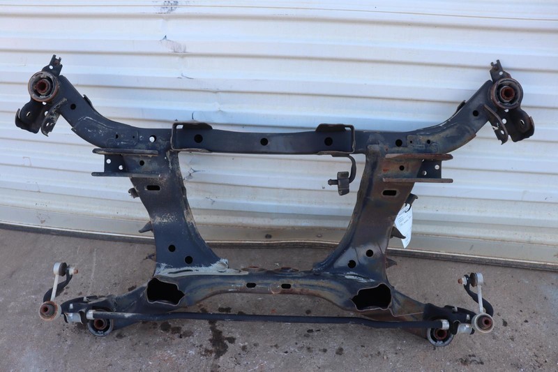 2014-2016 SUBARU IMPREZA 2.0L REAR CROSSMEMBER SUBFRAME W/ SWAY BAR OEM