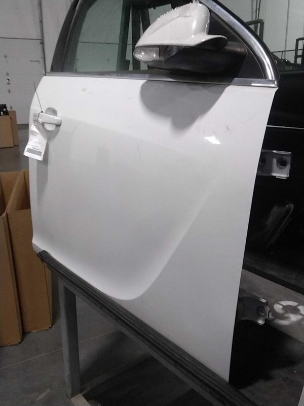2017 Buick Regal Right Front Door White OEM Used 121K Miles 31223