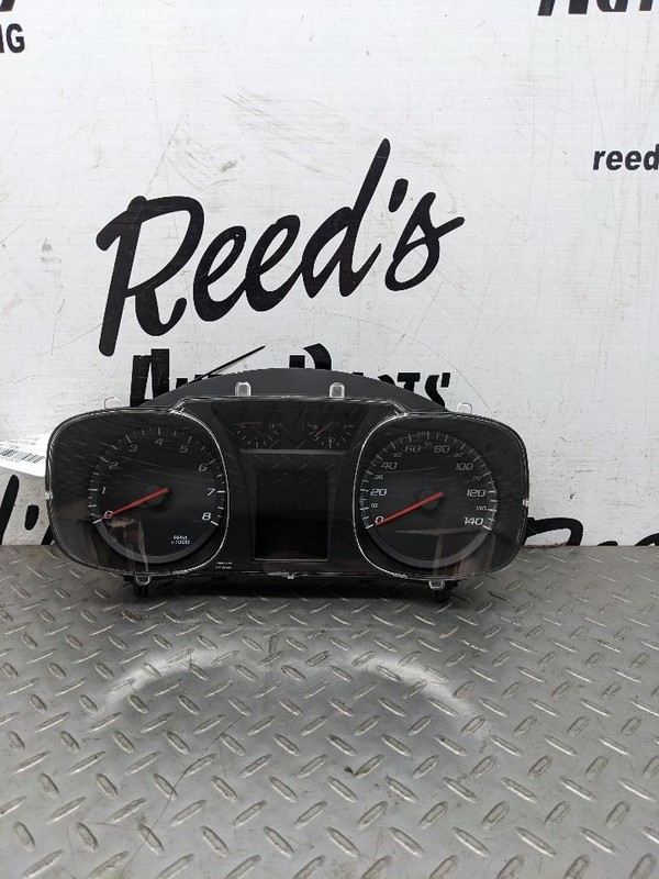 2012 Chevrolet Equinox Speedometer Instrument Cluster Gauges 1053351