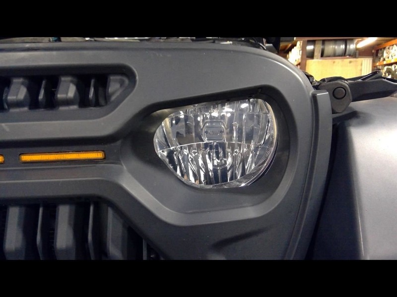 Driver Left Headlight Halogen Fits 18-23 WRANGLER 1660388