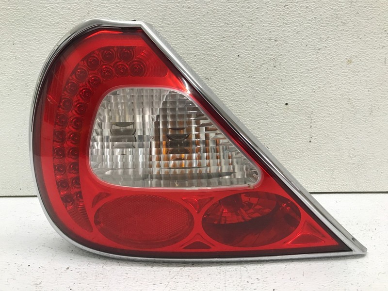 04-07 Jaguar XJ8 XJR Rear Left Driver Side Outer Tail Light Lamp OEM