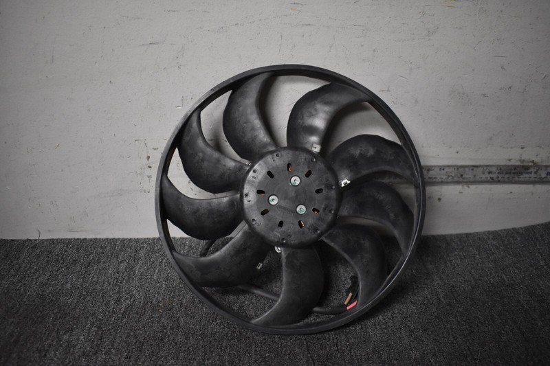 2017-2020 PORSCHE 718 CAYMAN S ENGINE COOLING FAN FACTORY OEM