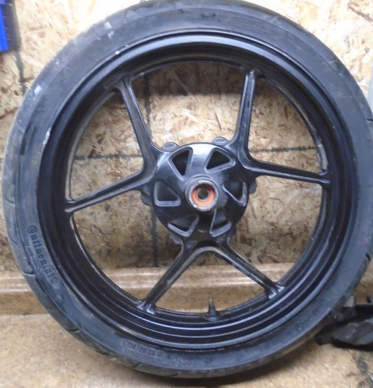 2009 Kawasaki Ninja EX250 EX 250 J EX250J Front Rim Wheel Tire 110/70-17 2010 09
