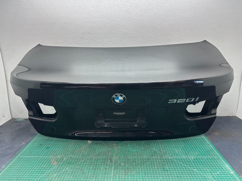 12-18 BMW F30 F80 320i 328i 330i Sedan TRUNK LID SHELL Black 475 OEM