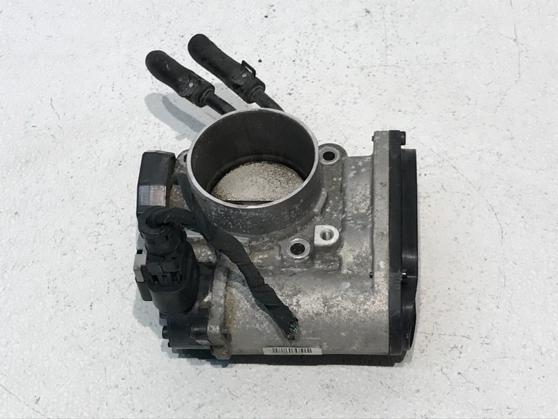 07-09 Hyundai Santa Fe Throttle Body OEM 35100-3E100