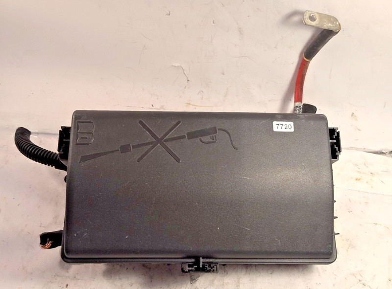 2014 Chevrolet Cruze 1.4L Fuse Box 13 222 782 OEM