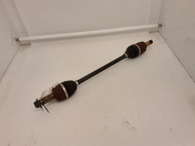 Passenger Right Axle Shaft Rear 2.5L Fits 17-18 ENVISION 2644392