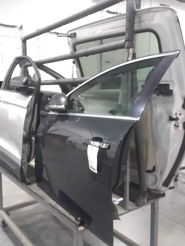 2013 Buick Regal Front Left Door Grey OEM Used 140K Miles - Warranty Available
