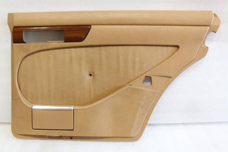 1981 1982 1983 1984 1985 MERCEDES 300SD W126 RIGHT REAR DOOR TRIM PANEL DATE TAN