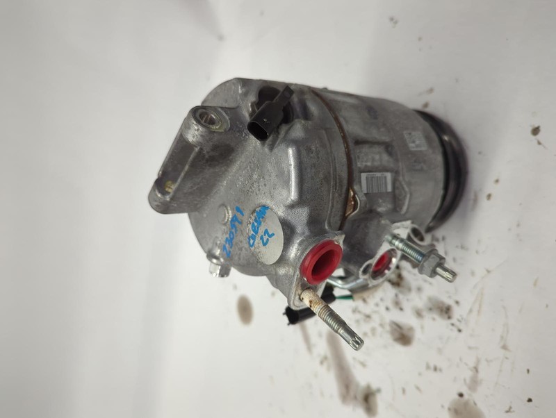 20-'24 LINCOLN CORSAIR AC Compressor 15k miles OEM 1 Year Warranty!