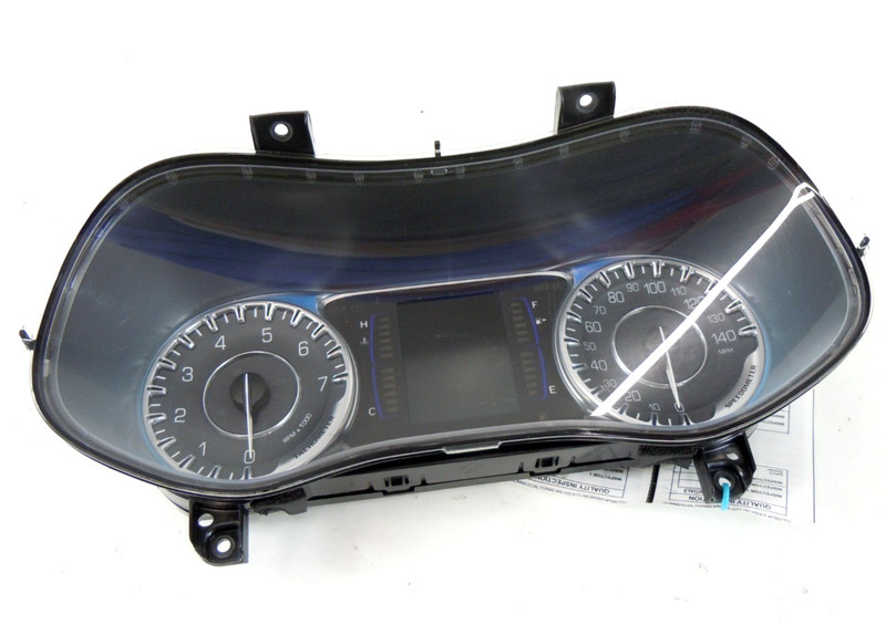 2015 15 Chrysler 200 2.4L Speedometer Instrument Cluster 140 MPH OEM 126K