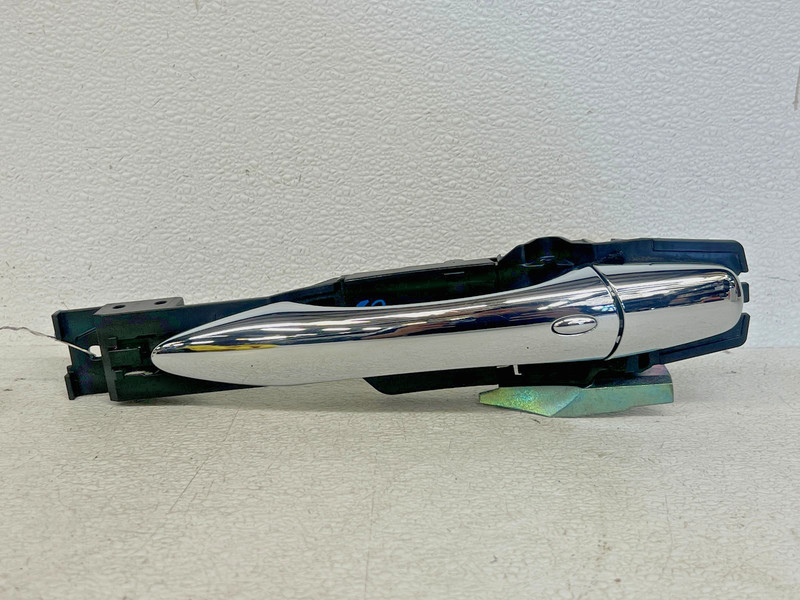 ⭐2011-2016 INFINITI QX56 QX80 FRONT RIGHT SIDE EXTERIOR DOOR HANDLE OEM LOT2670