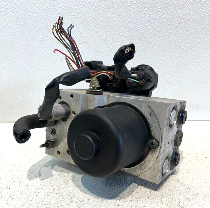 2001 Lexus RX300 OEM ABS Anti Lock Brake Pump Assembly 199K 44540-48030 00 02