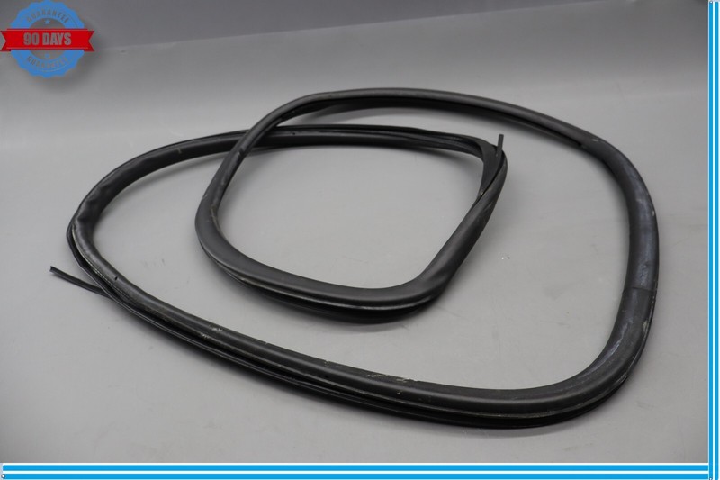 03-10 Bentley Continental GT Coupe Front Right Side Lower Door Seal Rubber Oem