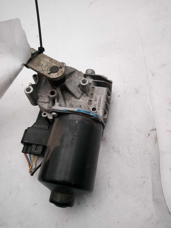 2017 Lincoln Continental Wiper Motor OEM Black 83K Miles GD9B17504AA