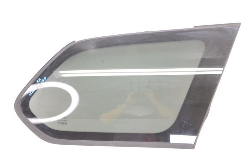 2013-2020 Nissan Pathfinder SL Passenger Right Rear Quarter Window Glass