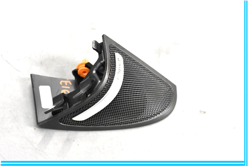 14-18 Mercedes W117 CLA250 Front Right Side Door Tweeter Speaker Cover OEM
