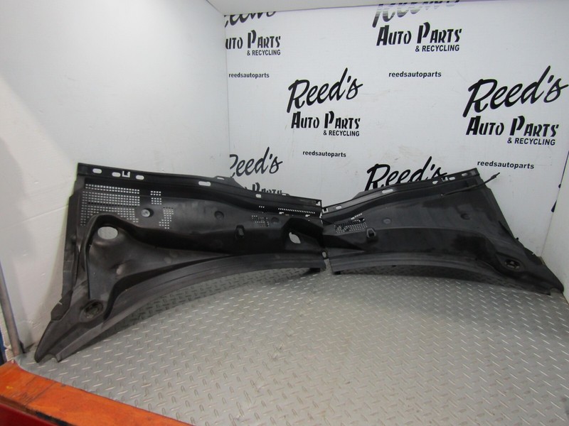 16-23 Mazda MX-5Miata Windshield Cowl Top Cover Grille Left/Right Set