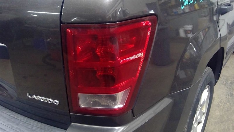 Passenger Right Tail Light Fits 05-06 GRAND CHEROKEE 1791557