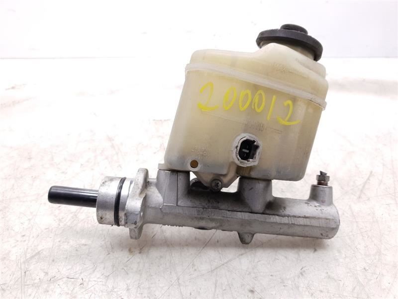 04-08 TOYOTA SOLARA 3.3L FWD BRAKE MASTER CYLINDER ASSEMBLY