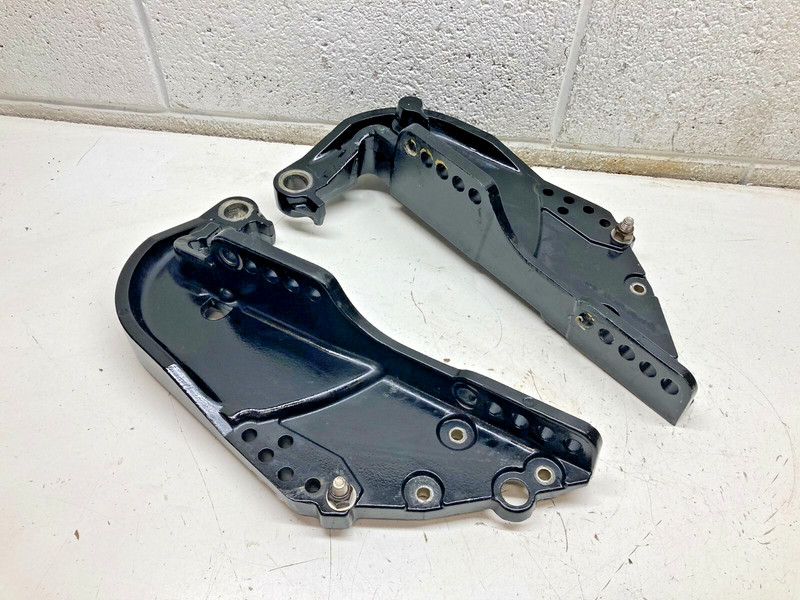 I2 Mercury 3425-828333A3 Outboard Set Transom Bracket 3425-828333T07 90hp