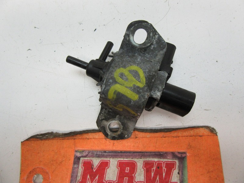 VSV VACUUM SWITCH VALVE SOLENOID SENSOR RUNNER CONTROL EGR 3S4G-9J559-AB 2.3L