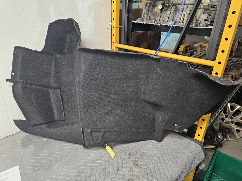 Mercedes W203 C240 C320 2002 Rear Right Trunk Carpet Floor Mat Cover