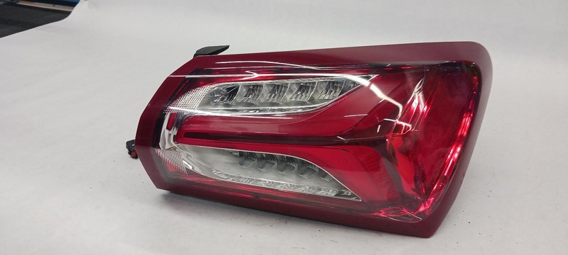 19-'24 CHEVROLET MALIBU Right Passenger Taillight LED OEM Grade B Condition!