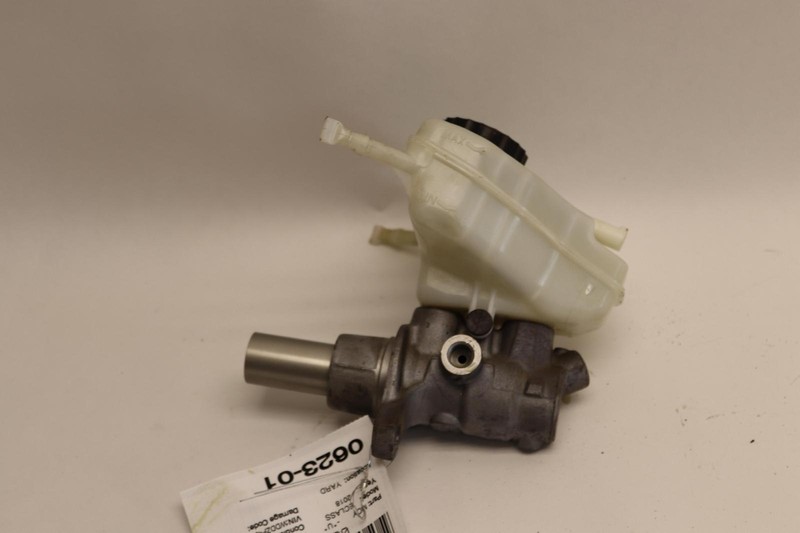 2017-2019 MERCEDES E-CLASS E320 W213 POWER BRAKE MASTER CYLINDER W/ TANK OEM