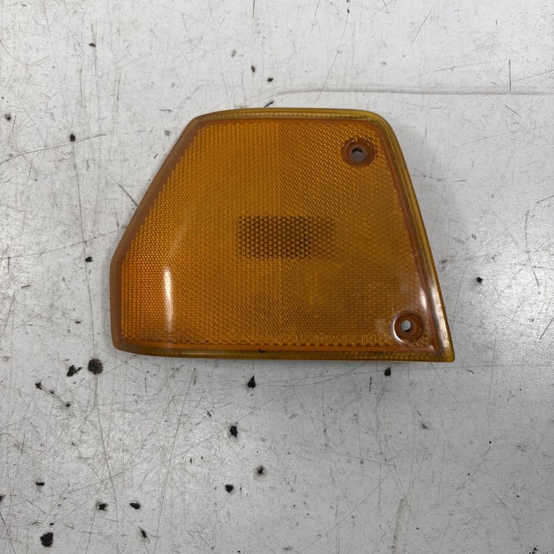 84-85 Honda Accord 3DR Left Corner Light Side Marker Turn Signal Lamp Lens OEM