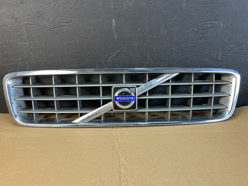 2003 to 2013 Volvo XC90 Front Upper Grill Grille Oem AC5323 DG