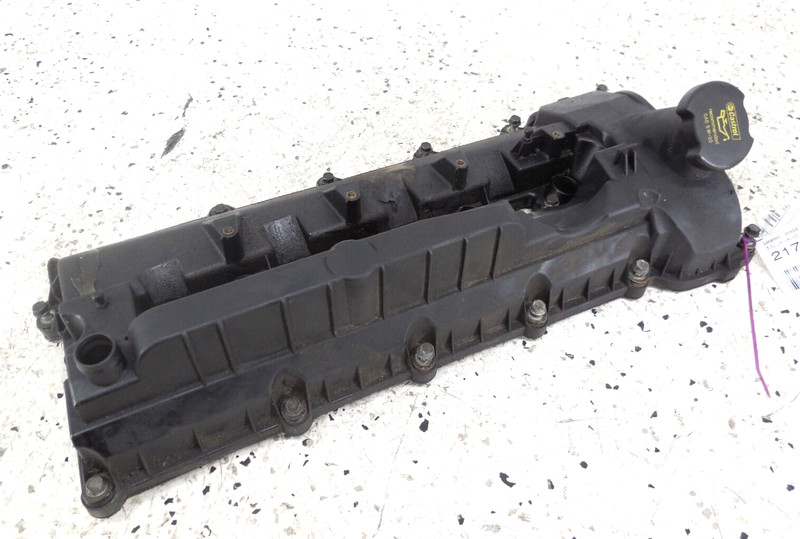 2010-2022 Range Rover Sport 5.0L Engine Valve Cover Driver Left OEM Defender LR4
