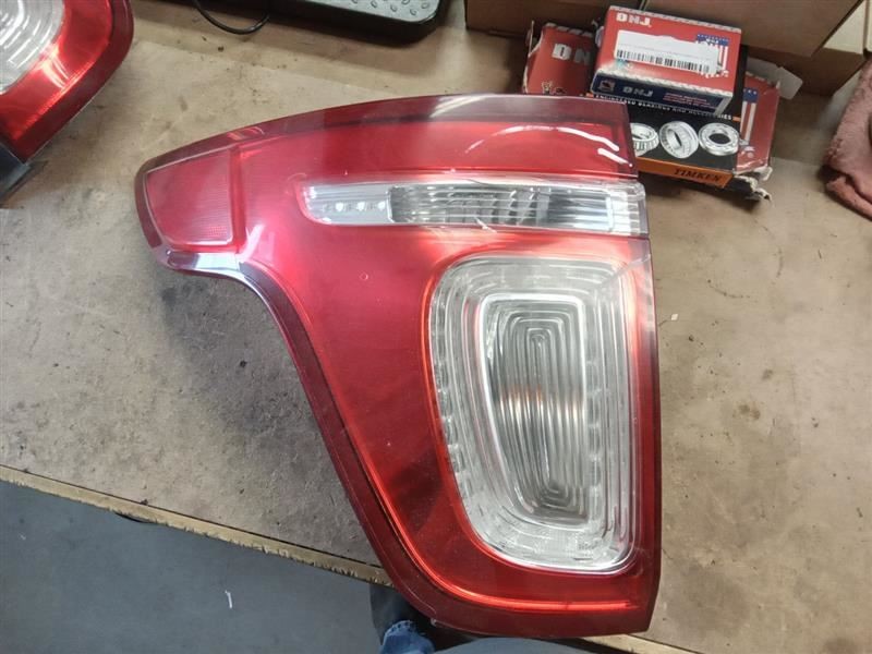 Driver Tail Light Red Lens Fits 11-15 EXPLORER 123418