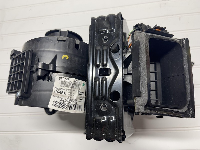 Mercedes W164 ML500 ML430 Rear AC A/C Heater Fan Motor Blower OEM 06-13