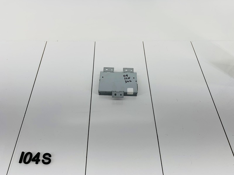 09-11 MERCEDES BENZ SLK300 MULTIMEDIA INTERFACE CONTROL COMPUTER MODULE OEM
