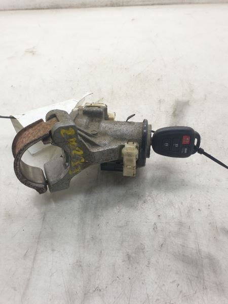 14-19 TOYOTA COROLLA IGNITION SWITCH WITH KEY CONVENTIONAL