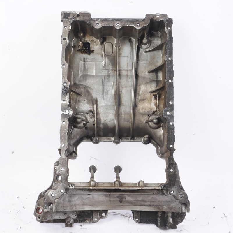 Mercedes W212 E350 Bluetec Diesel OM642 Engine Upper Oil Pan 6420142602 OEM