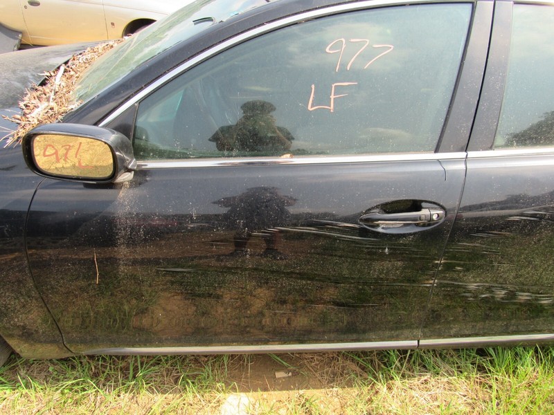 06 LEXUS GS300/ 07-11 GS350 LEFT DRIVER FRONT DOOR EXC. ACOUSTIC GLASS BLACK 202