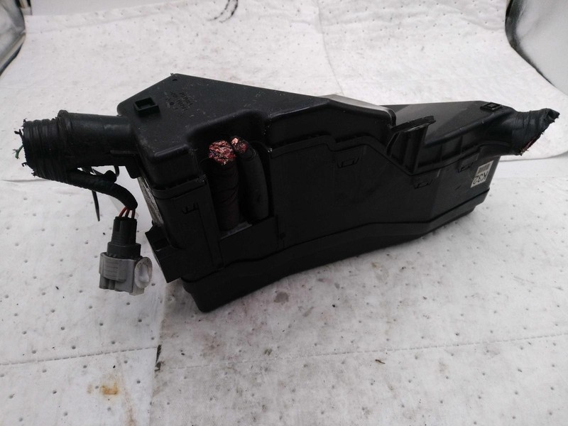 2020 Toyota Camry Fuse Box OEM Red 2.5L 122k Miles NJ25-26906-682557