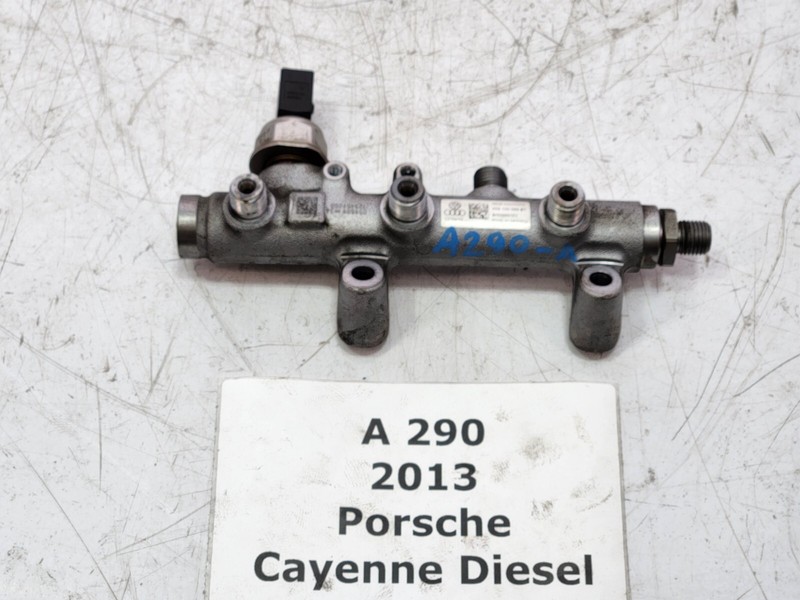 ✅ 11-18 OEM Porsche Cayenne 958 3.0L Left Driver Side Fuel Rail Injectors