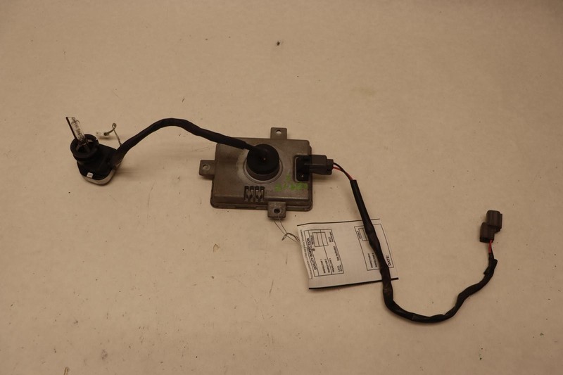 2002-2006 HONDA S-2000 LEFT XENON HEADLIGHT BALLAST MODULE W/ BULB D2S 400V OEM