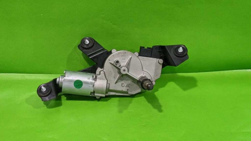 16-20 SORENTO REAR WIPER MOTOR OEM 4578-42