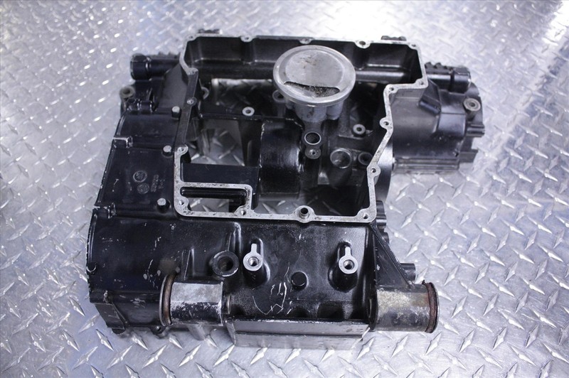 84 YAMAHA FJ 1100 CRANK CASE ENGINE CRANKCASE BLOCK MOTOR #2 FJ1100