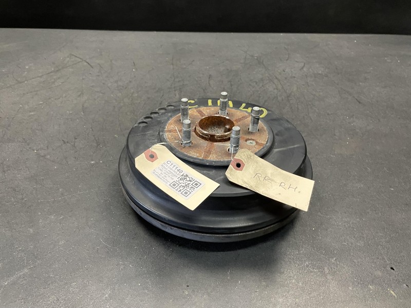 Rear Right Brake Drum w/ Hub 2019 Chevrolet Sonic 95224012 2014 2015 2016 - 2020