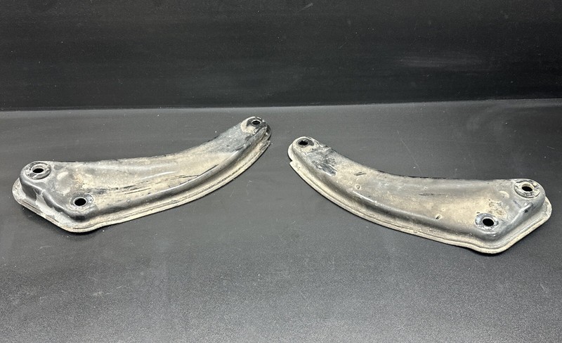 2011-2019 INFINITI M37 Q70 M56 RWD FRONT SUBFRAME BRACKET CROSSMEMBER OEM