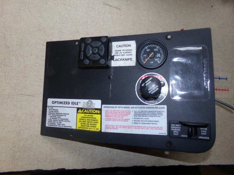 Freightliner A06-78406-000 Dash Switch Panel *FREE SHIPPING*