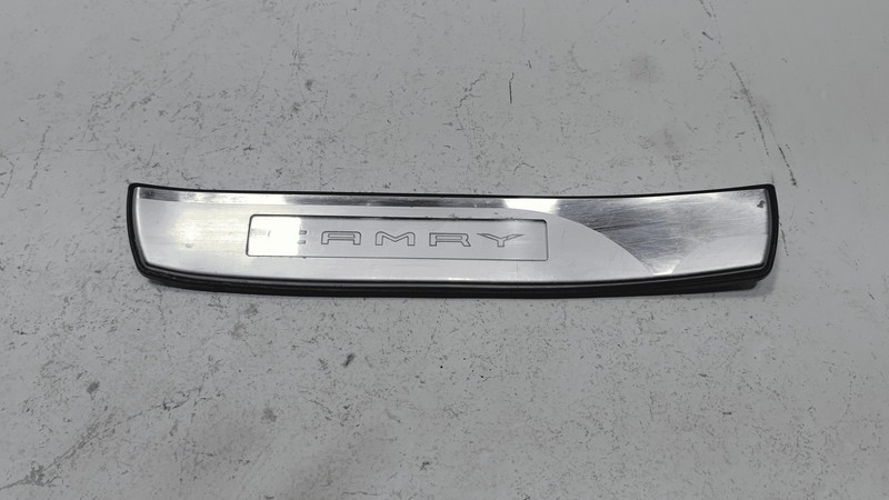 2018-2024 TOYOTA CAMRY REAR LEFT DRIVER SIDE DOOR LOWER SILL SCUFF PLATE OEM