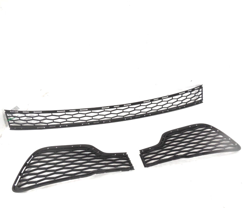 2017 17 Maserati Ghibli Lower Grille Set of 3 Center Left Right OEM