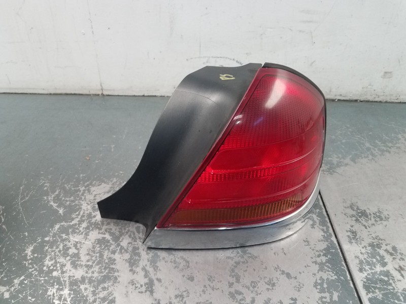 2003 Grand Marquis / Crown Vic Victoria Right Passenger Tail Light #4659 L3